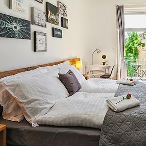 3 Room Apartment In The Beautiful Street